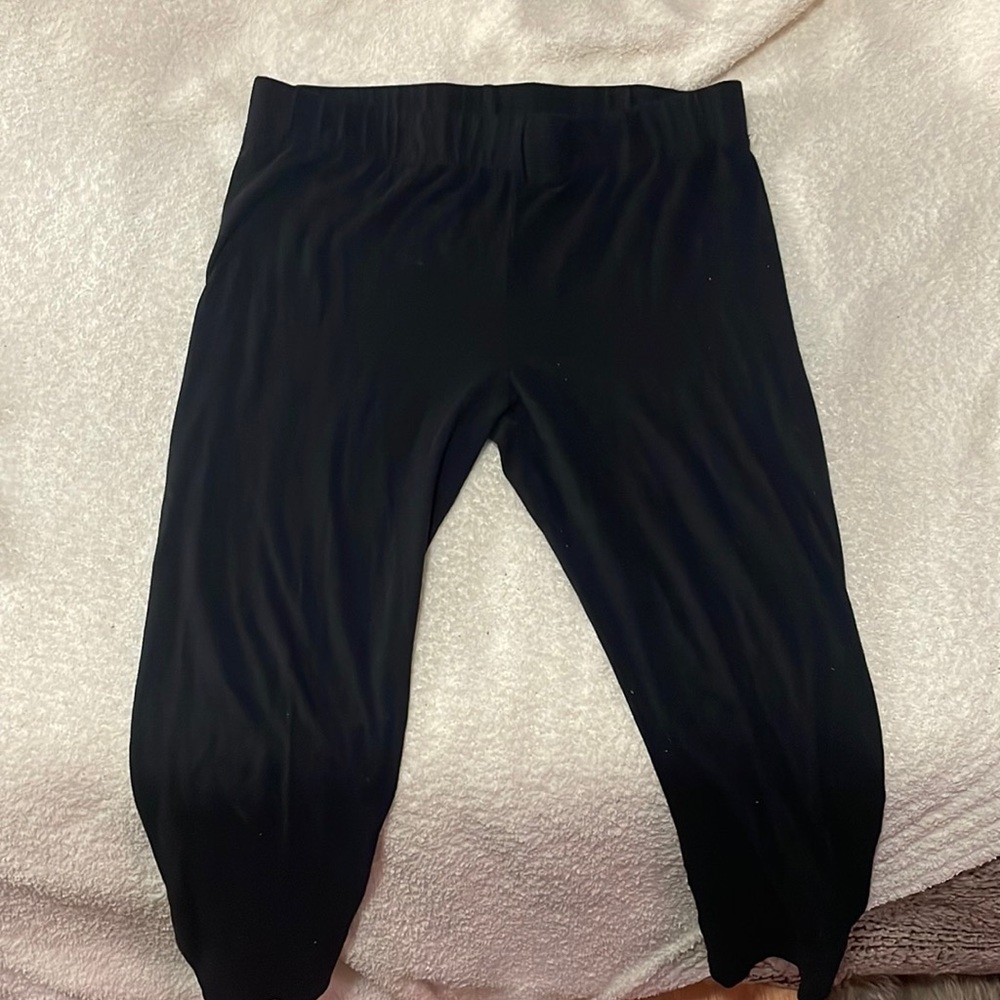 SHEIN black leggings